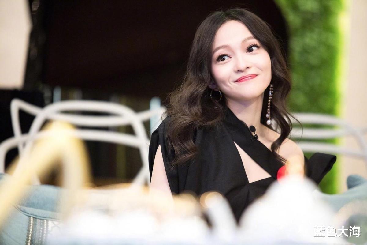 唐恬|“孤勇女孩”唐恬:一首孤勇者火遍全网,抗癌十年,如何逆境生花