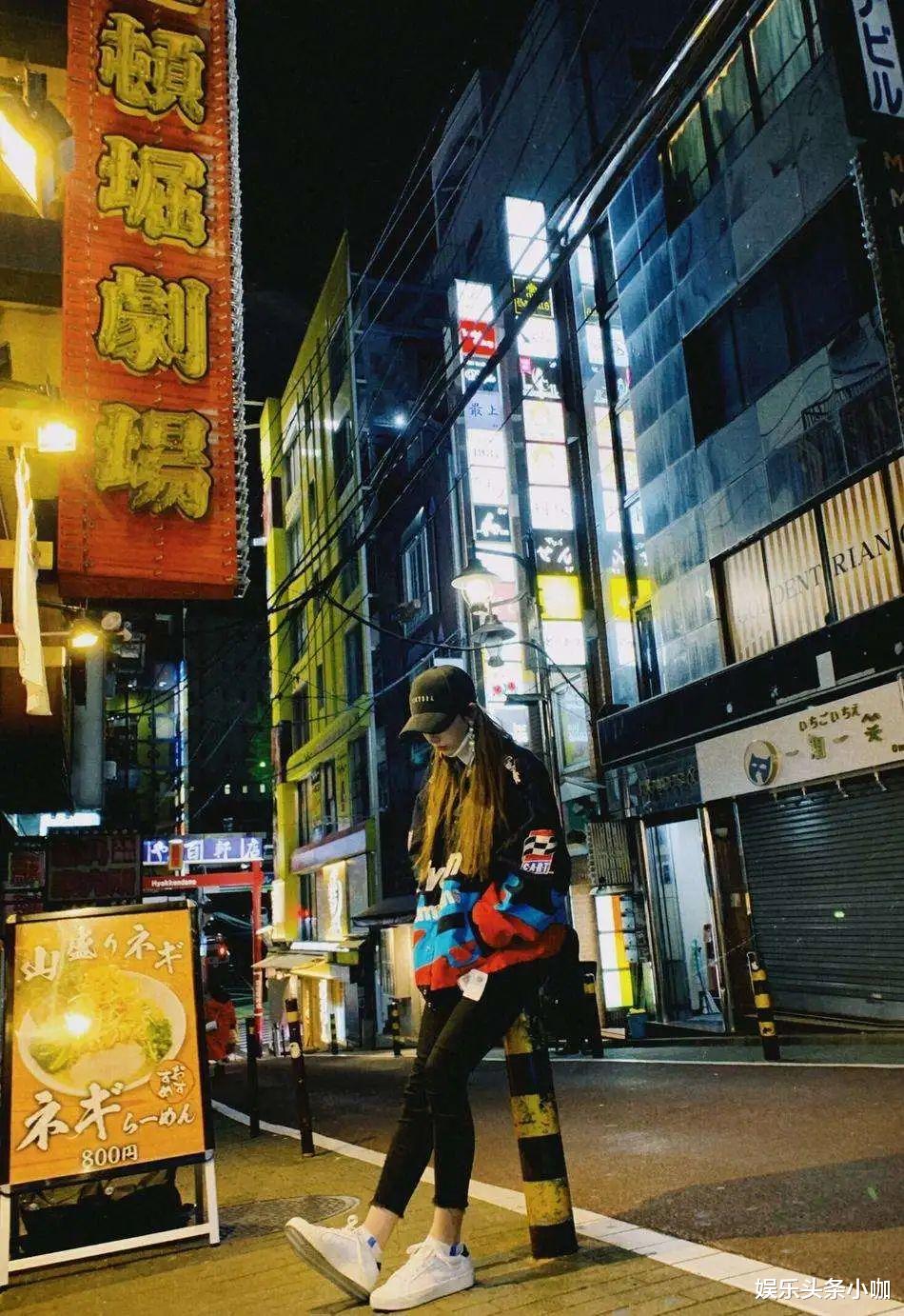 马伯骞|深夜密会两女！靠有钱出圈，红不了就继承家业？