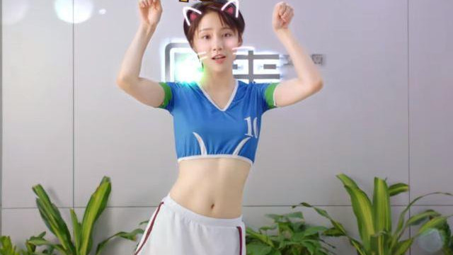 诸葛大力|上帝吻了诸葛大力的脸，却忘了她的腿！看到真实腿型：同一个人？