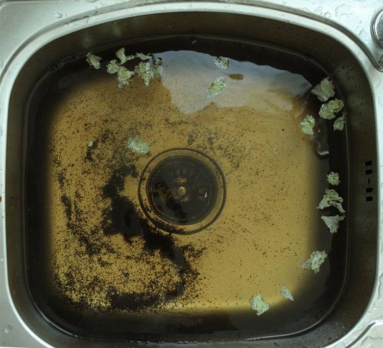 厨房卫生间下水管堵了不用慌,用这几种方法,一会就疏通