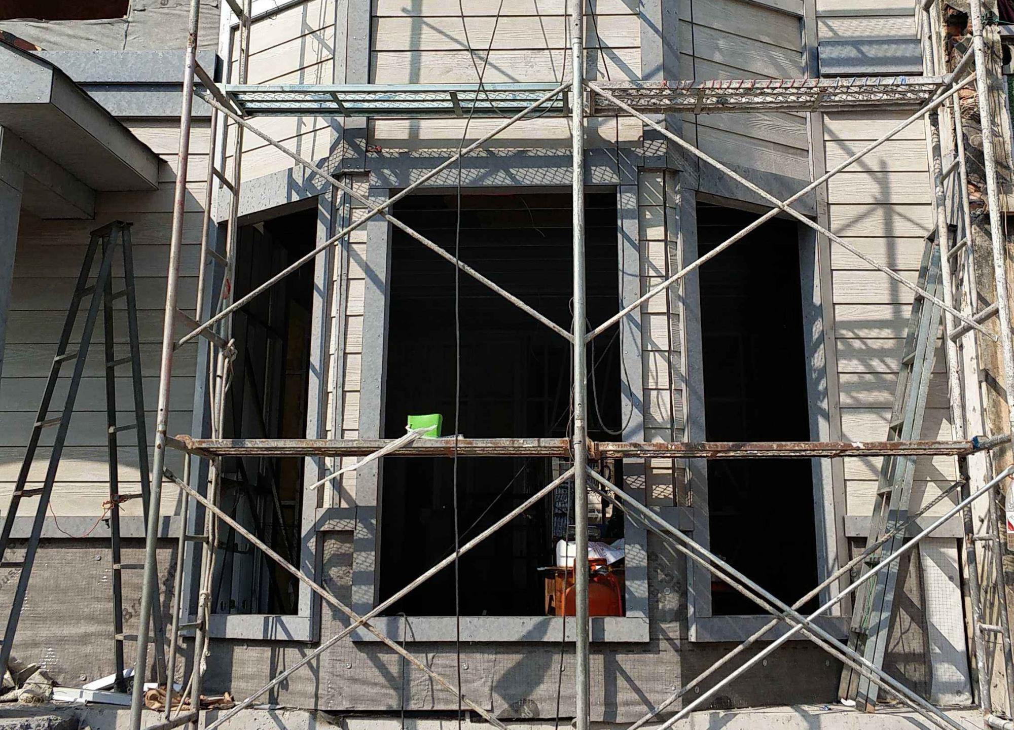 建120平米轻钢房,大概多少钱?30万够吗?要分3种情况去计算费用