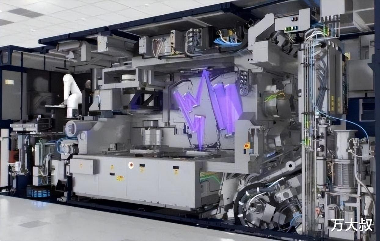 光刻机|ASML的压力来了,佳能正式宣布研发3D光刻机,计划明年上半年上市