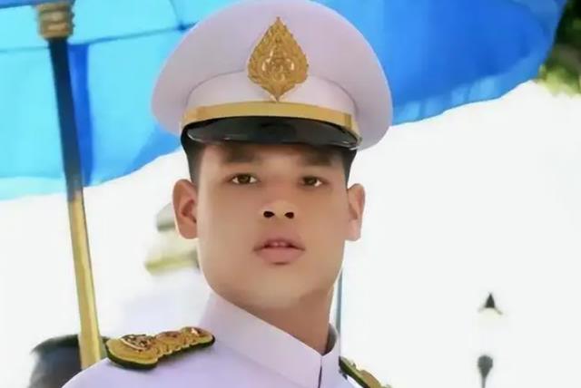 西拉米|西拉米逆风翻盘得到保障，提帮功晒出皇家徽印，奠定母妃复宠基础