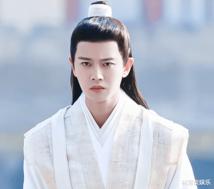 武庚纪|冲着任嘉伦去看《武庚纪》，却被43岁男二号吸引，这状态认真的？