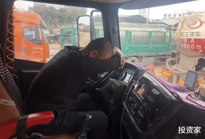 求职|年轻人找工作难?这些行业却陷入“用工荒”!月薪过万不是问题!