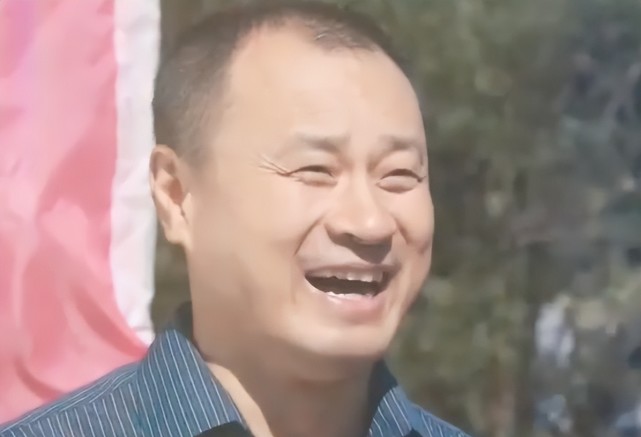 蔡维利|赵本山大家庭波折不断,网传王老七蔡维利被开除?程野开始表忠心,话语爆出工资