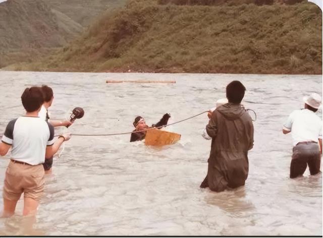 马德华|“猪八戒”马德华在现实生活中如愿娶到了“嫦娥”,恩爱50年无任何绯闻