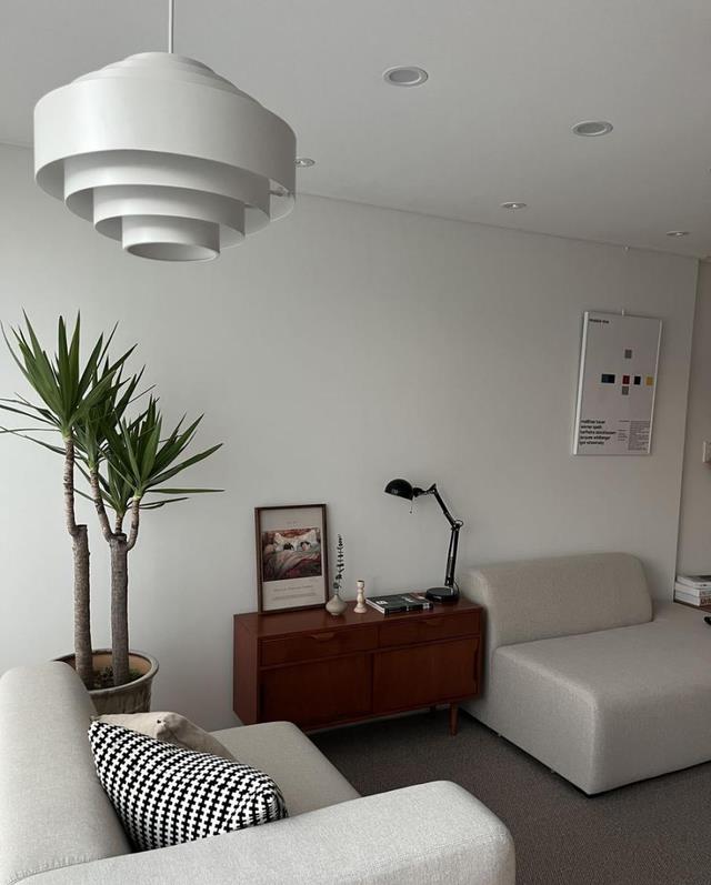 还是简单的装修最耐看,这套95的房子谁能看出是二手房改造的?