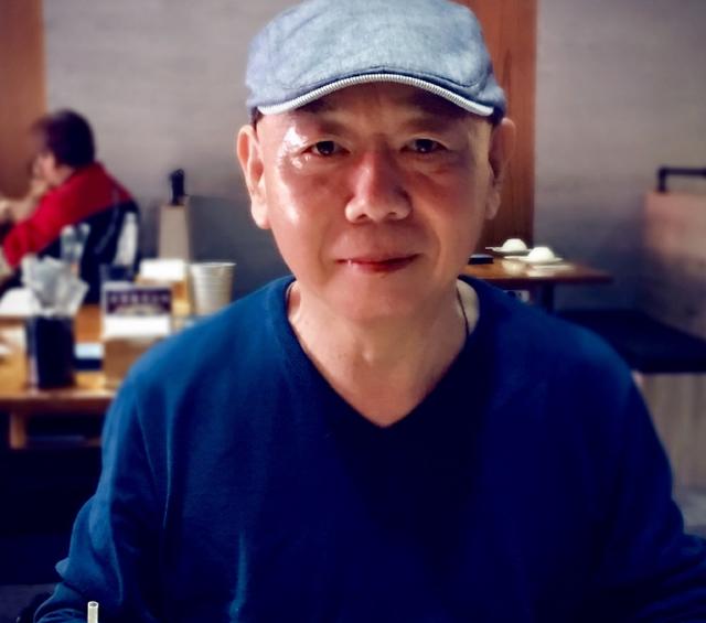 顾宝明|71岁演员顾宝明因病离世,事发突然未立遗嘱,友人曝小20岁遗孀近况