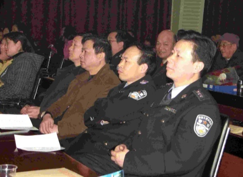 粤东第一案:7名歹徒冒充公安干警,枪杀3人,劫走801万的巨款