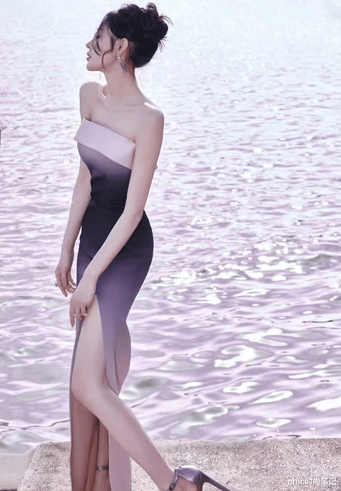 张天爱一身白色连体裤太飒了，高个子女孩快学起来