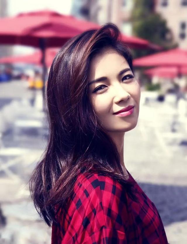 刘涛|“没有灵魂,垂眼抿嘴,眼睛无神很困倦,演戏像是在梦游”