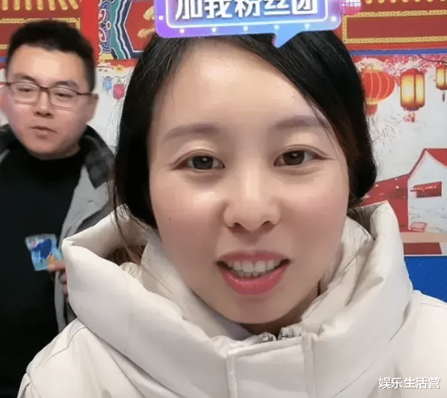 公益|田静效仿孙海洋，商品中附带寻子彩页，低调做公益，网友：变味了