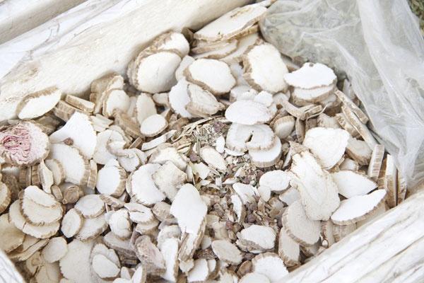 咳嗽|内行吃它，外行吃人参，女性若坚持吃，提气补血，更显年轻