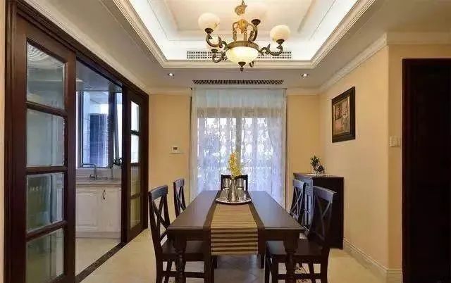 闺蜜说我的婚房装修的太美了，一进门就被玄关惊艳到，大气上档次