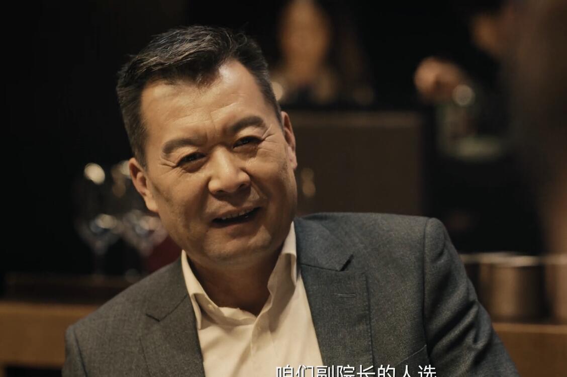 促醒者|《促醒者》悬疑升级,九院四派势力暗斗,韩西林身世成谜