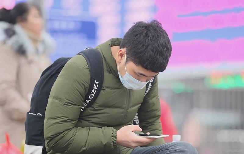 |拿着五六千的工资,下班就躺在床上玩手机?优秀就是与别人不一样