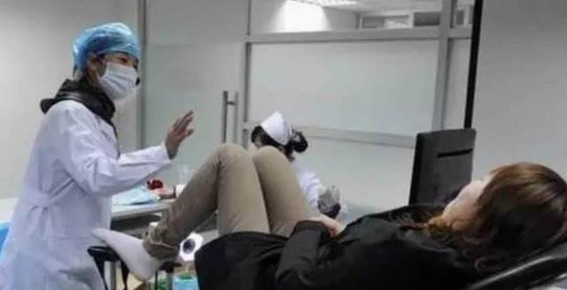 医院男医生猥亵多名女子,满身邪念的“狼”,正借白大褂发泄私欲