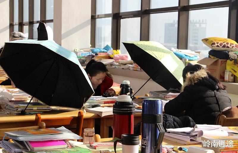 专升本|复读一年上本科，还是专升本更划算？有上进心建议复读考本科！