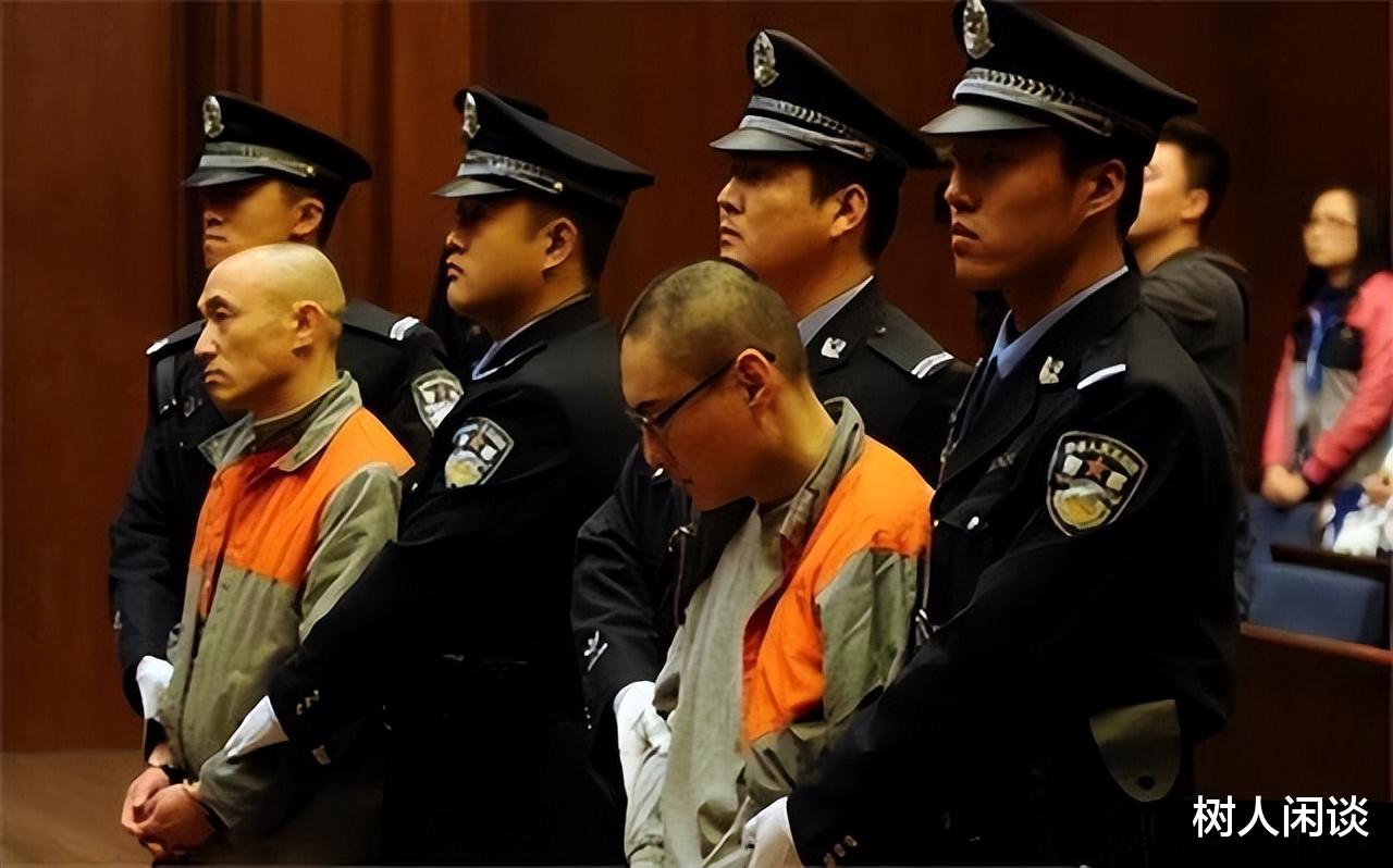 2013年北京男子嫌婴儿车挡路,将2岁女童摔地致死,法官如何判的