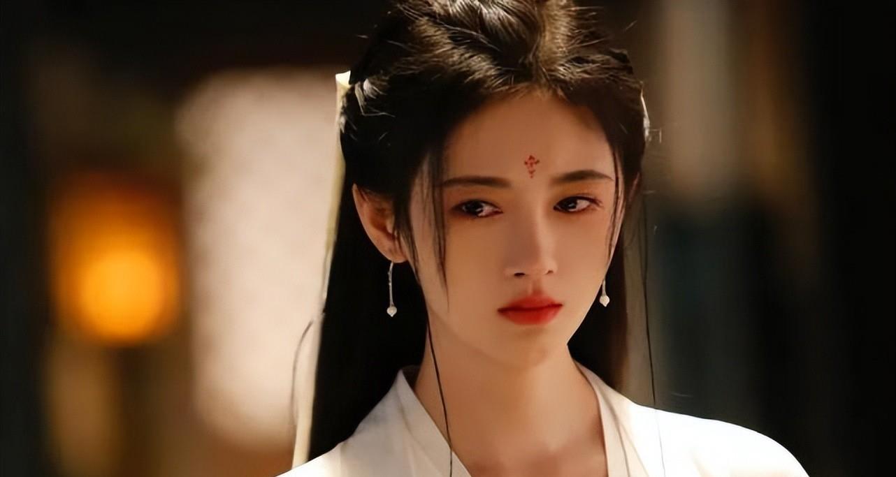 Angelababy|9位“盲目自大”的明星，没演戏却想拿大满贯，舞台表演似跳大神