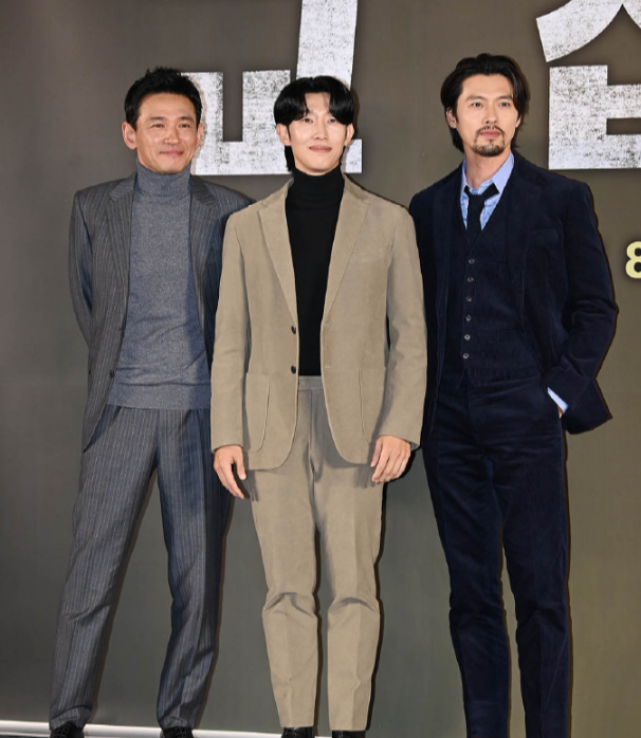 玄彬|玄彬当爸后首度公开露面，谈得子感想幸福满满，照顾妻儿瘦了不少