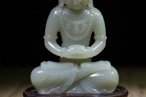 粉彩|舊藏和田玉“菩萨”座像