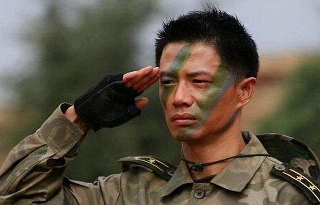 段奕宏|“戏妖”段奕宏：4000字台词一气呵成，导演爆粗口：这才是演员！