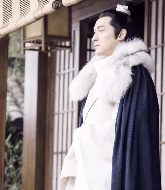 成毅|网传成毅新剧即将合作公司一姐，网友：这对姐弟恋根本不搭啊！