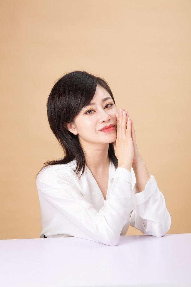 李春平|李春平的女友韩铠伊：与他恋爱生儿子，遭受很大的阻力与威胁