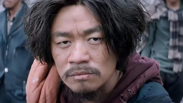 眼霜 怒怼网友,他是疯了吗?