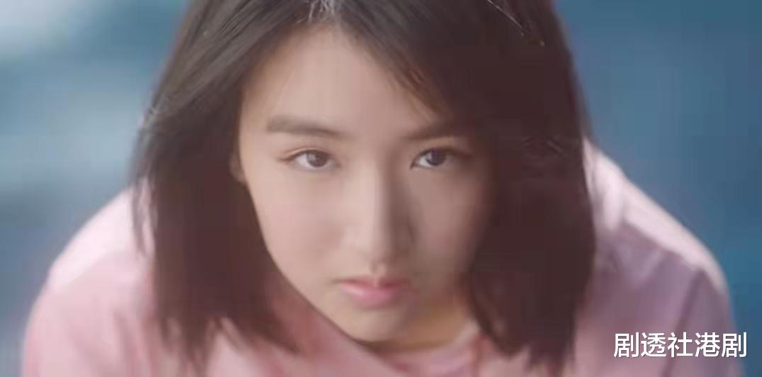 柏安妮|长相出众！港片女神柏安妮女儿首拍广告晒舞技，因甜美清纯获关注