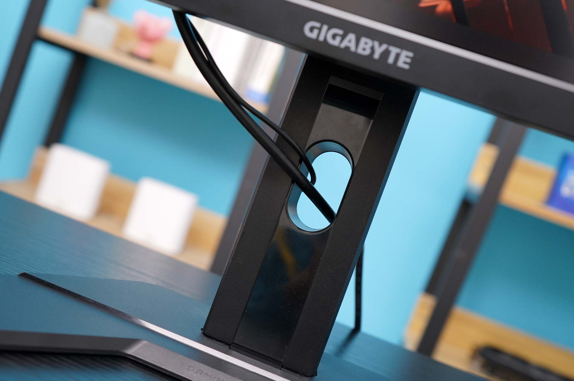 显示器|技嘉M27Q电竞显示器评测:PC游戏+手游,一“屏”打尽!