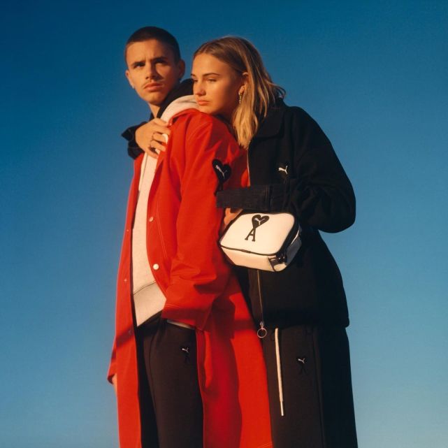 贝克汉姆|贝克汉姆次子罗密欧庆祝恋情3周年，女友曾因家境和颜值遭吐槽