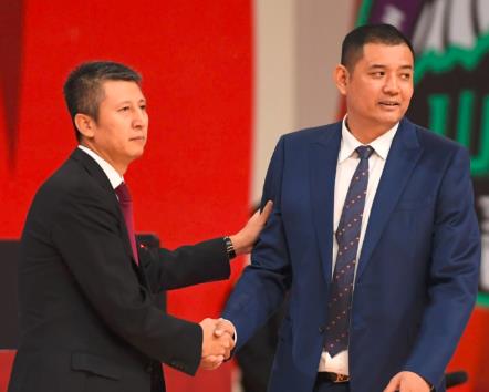 勒布朗·詹姆斯|郭士强能逆风飞翔，为何巩晓彬却逍遥家乡？大师当年一句话表了态