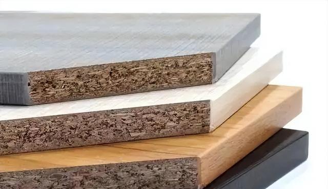 现在越来越流行全屋定制，定制板材那么多，颗粒板到底怎么样？