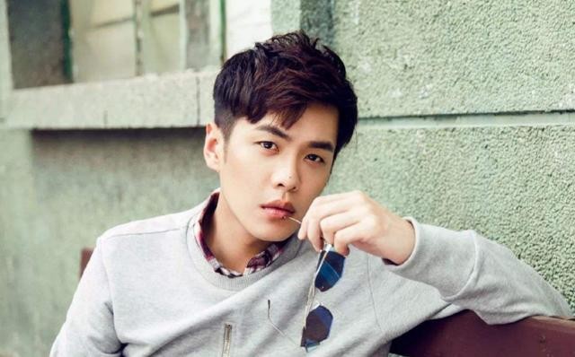 张若昀|张若昀：从小爹不疼娘不爱，是唐艺昕治愈了我，余生定不负她