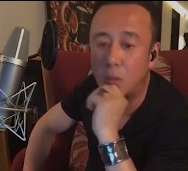 刘德华|“祸从口出”庞龙，一首《两只蝴蝶》火遍全国，却因呛刘德华隐退