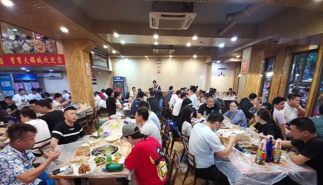 春节|春节过后，餐饮用工荒再现，年轻人正在逃离餐饮行业