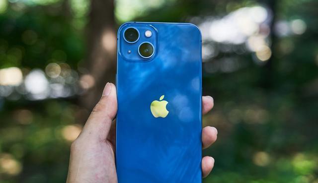iphone13|迫于4nm新机压力,iPhone13下调800,“铁树”开花了