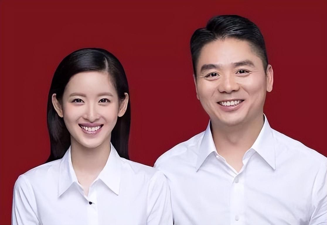 章泽天|29岁章泽天二胎得子!入户英国籍,刘强东抛下妻儿回国返工