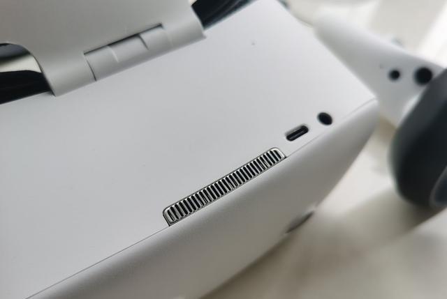 电池|年货清单之VR篇：奇遇MixVR一体机体验报告