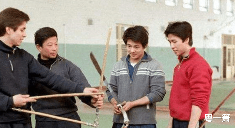 甄子丹|85岁的金牌教练吴彬:功夫皇帝、宇宙最强和票房之王都是他的弟子
