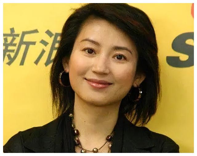 著名主持人王小丫患病后，在病床前写下这19句话
