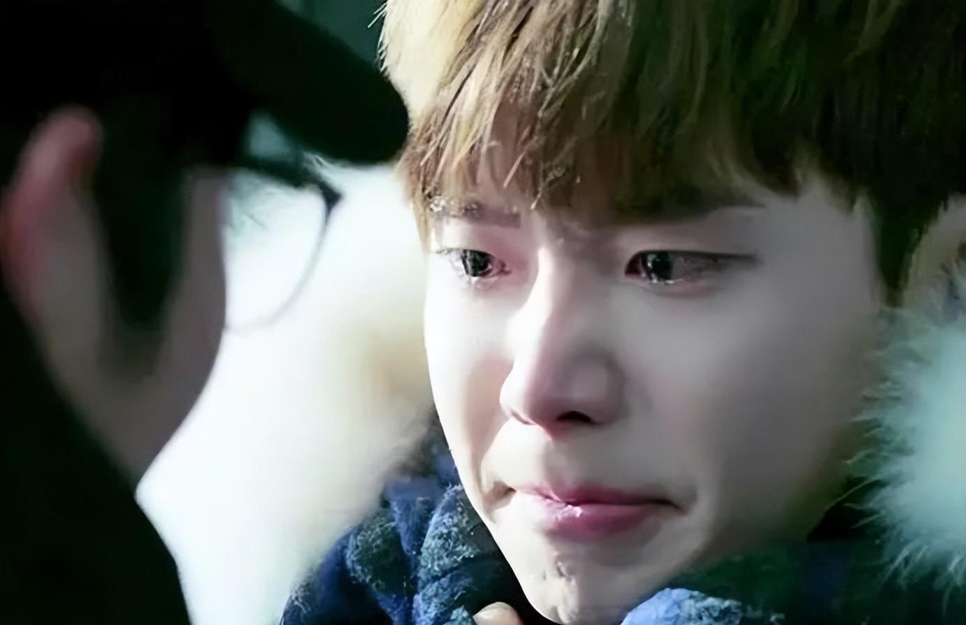 李钟硕|搭档郑秀晶崭露头角，后凭匹诺曹大火，却因某爽陷8000万风波