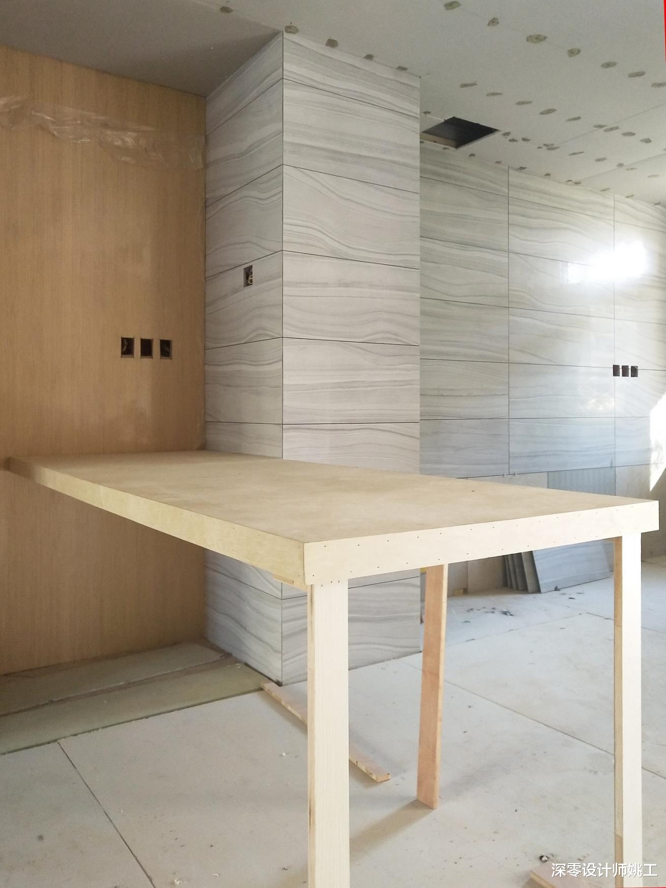 140㎡客餐厨一体,阳台和客厅打通,整个室内采光优秀的不是一点点