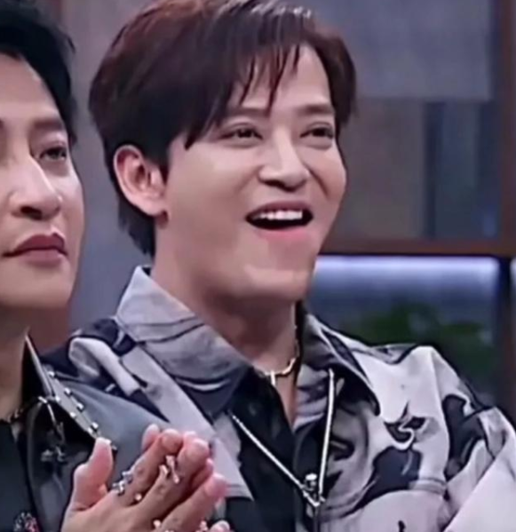 整容|这些整容失败的男星，面如僵石，五官乱飞，后遗症明显