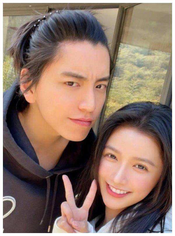 蔡卓宜|王大陆蔡卓宜官宣恋情!公开情侣身份秀恩爱,女方曾有一段婚史