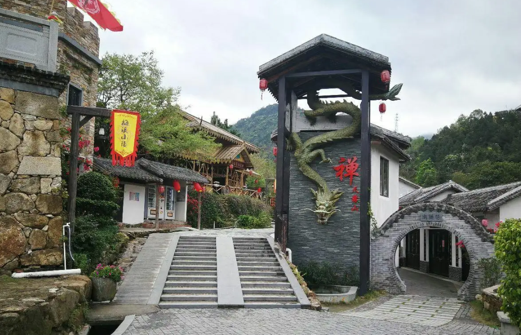 清水寺|来到云浮市必去的旅游景点，风景宜人，欢迎各位前来旅行。