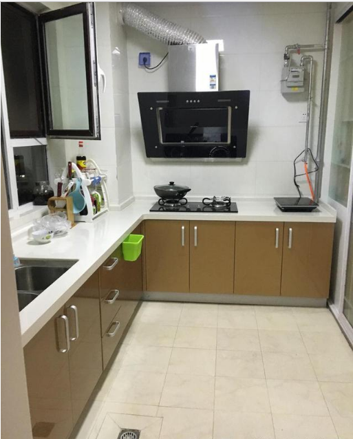 婚前买三室两厅房子,老婆坚决不同意父母一起住,这婚结不结?